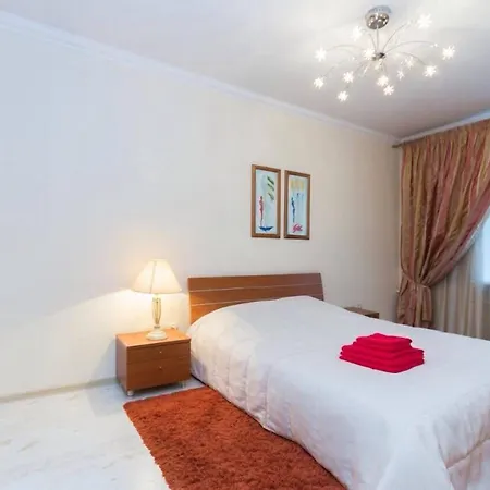 Apartment Апартаменты Lux Центр *